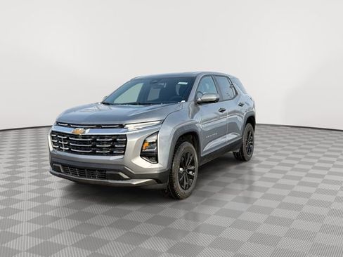 New 2026 Chevrolet Equinox LT w/ Convenience Package II image 6