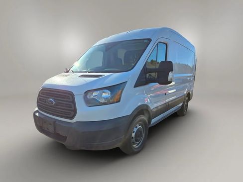 Used 2018 Ford Transit 250 Medium Roof w/Sliding Side Doo image 7