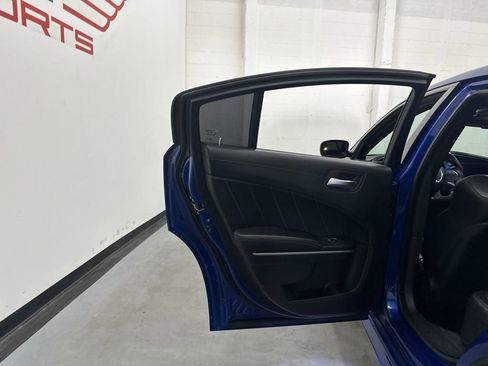 Used 2020 Dodge Charger R/T w/ Plus Group RWD image 46