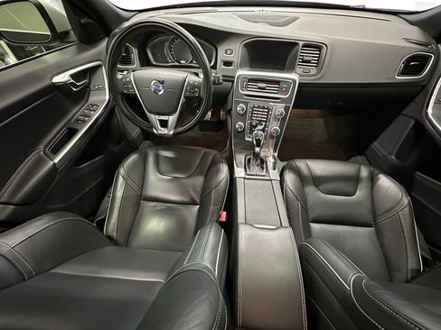 Used 2018 Volvo V60 T6 R-Design Platinum AWD/4WD image 21