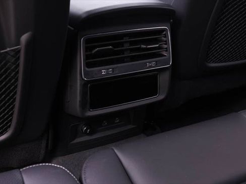 Certified 2025 Audi Q7 3.0T Premium Plus w/ Premium Plus Package AWD/4WD image 22
