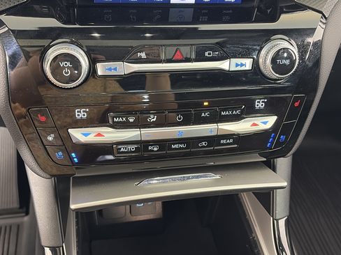 Used 2021 Ford Explorer ST w/ Equipment Group 401A AWD/4WD image 27