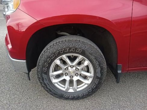 Used 2022 Chevrolet Silverado 1500 LT w/ Protection Package image 10