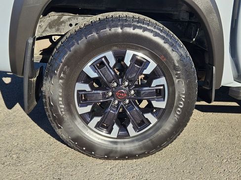 Used 2023 Nissan Frontier PRO-4X w/ Pro Convenience Package image 9