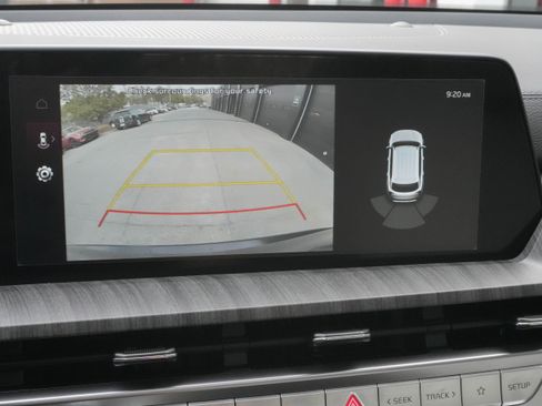 Used 2025 Kia Telluride EX w/ EX Captain's Chair Package image 24