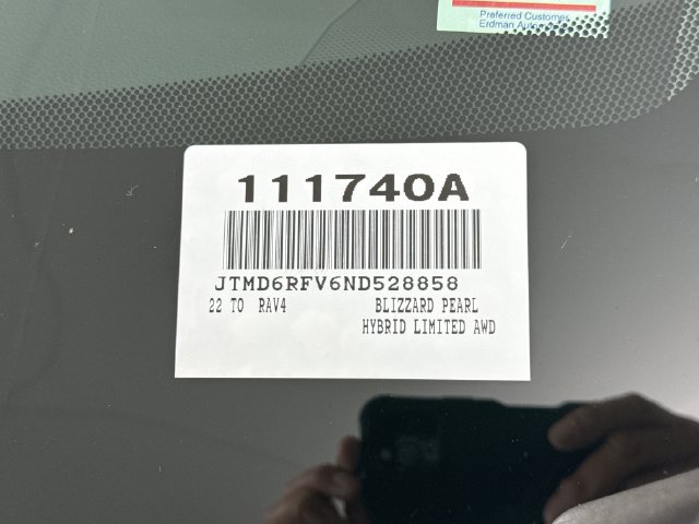 Used 2022 Toyota RAV4 Limited AWD/4WD image 31