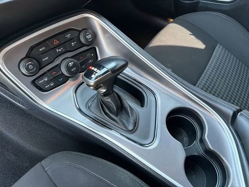Used 2022 Dodge Challenger GT RWD image 18