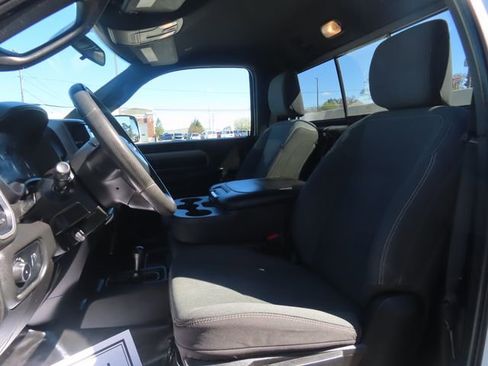 Used 2022 RAM 2500 Tradesman AWD/4WD image 19
