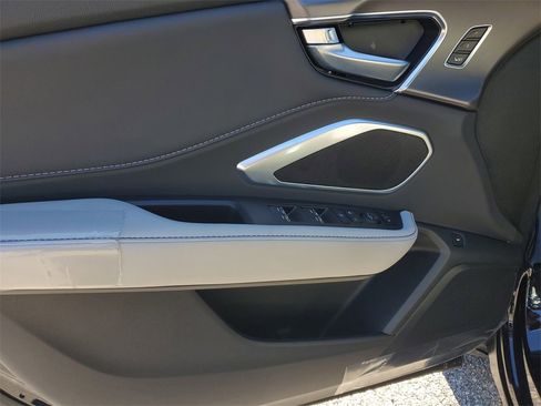 New 2026 Acura RDX SH-AWD image 19