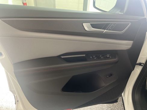 New 2026 Volkswagen Atlas Peak Edition image 15