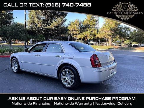 Used 2006 Chrysler 300 C RWD image 6