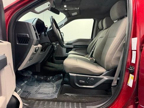 Used 2018 Ford F150 XLT w/ Equipment Group 302A Luxury AWD/4WD image 15