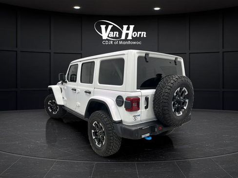 Used 2025 Jeep Wrangler Unlimited Rubicon 4xe image 5