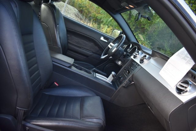 Used 2005 Ford Mustang GT Premium RWD image 14