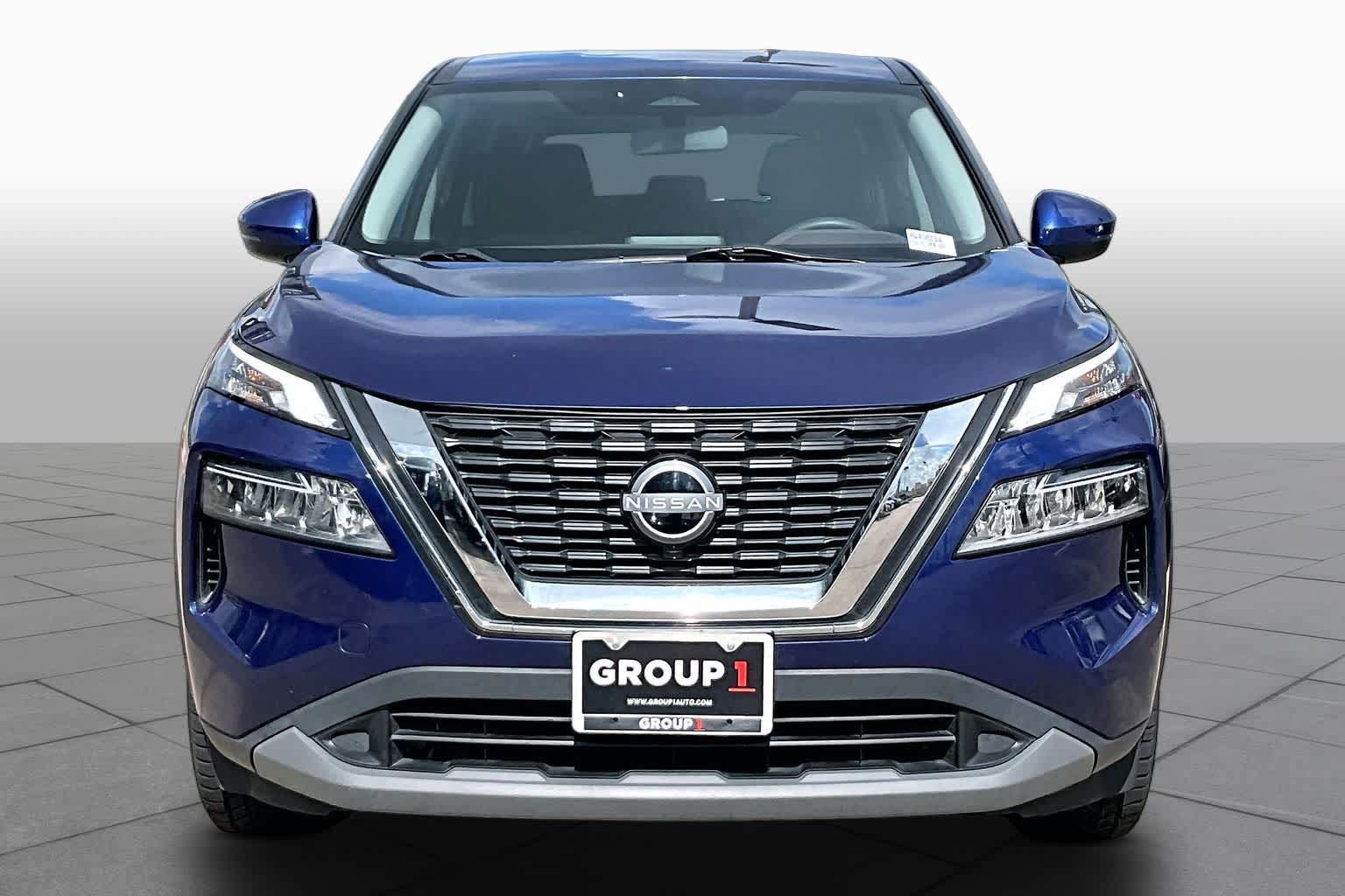 Used 2023 Nissan Rogue SV FWD image 6