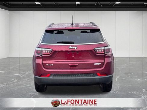 Certified 2021 Jeep Compass Latitude image 4