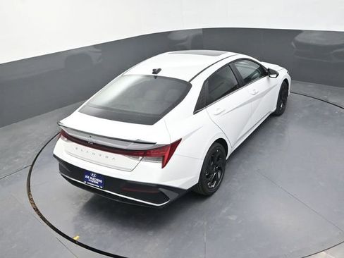 New 2026 Hyundai Elantra SEL Sport Premium FWD image 28