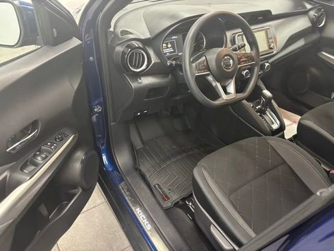 Used 2019 Nissan Kicks SV FWD image 12