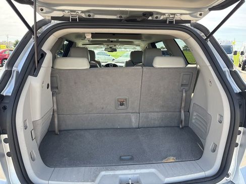 Used 2013 Buick Enclave Premium FWD image 9