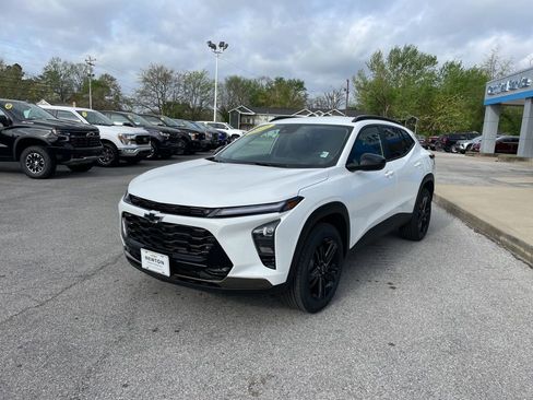 New 2026 Chevrolet Trax ACTIV image 3