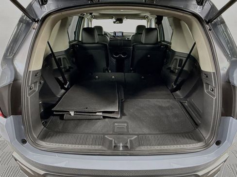 Certified 2025 Honda Pilot Touring image 25