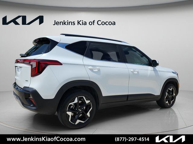 Certified 2025 Kia Seltos EX w/ EX Sunroof Package AWD/4WD image 4