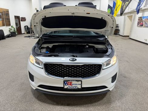 Used 2016 Kia Sedona LX FWD image 59