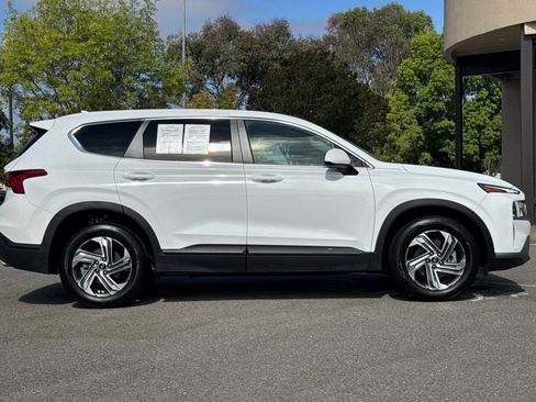 Used 2023 Hyundai Santa Fe SE FWD image 3
