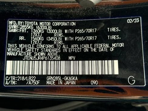 Used 2023 Toyota 4Runner SR5 Premium w/ Moonroof Package AWD/4WD image 15