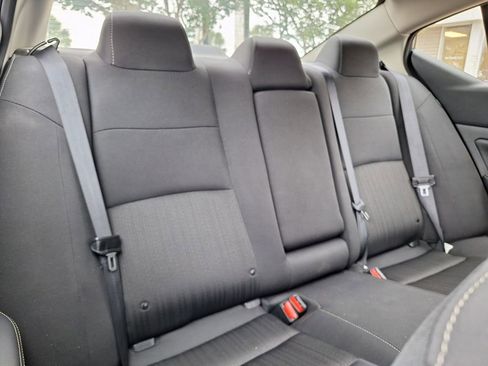 Used 2025 Nissan Altima 2.5 SV FWD image 28