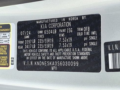 Certified 2025 Kia Carnival SX Prestige FWD image 28