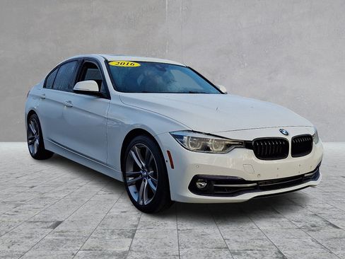 Used 2016 BMW 328i xDrive Sedan AWD/4WD image 3