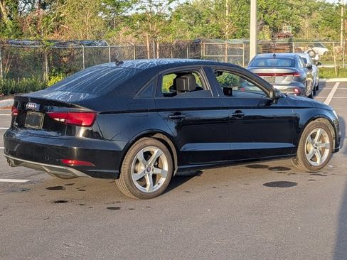 Used 2019 Audi A3 2.0T Premium image 5