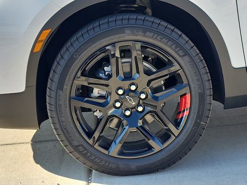 New 2025 Chevrolet Blazer LT w/ Redline Edition image 9