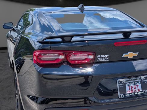 Used 2024 Chevrolet Camaro LT RWD image 8