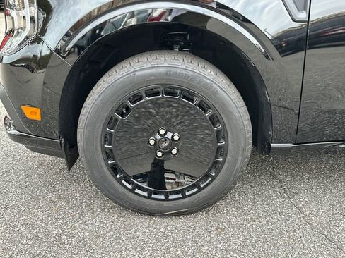 New 2026 Ford Maverick Lobo AWD/4WD image 11