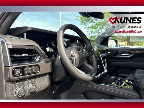 New 2026 GMC Yukon XL Elevation AWD/4WD image 11