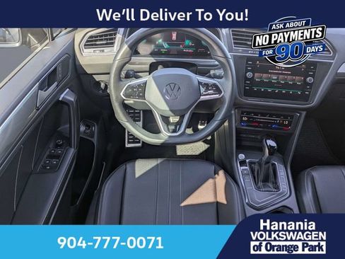 Certified 2024 Volkswagen Tiguan SE R-Line FWD image 17