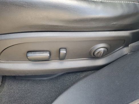 Used 2017 Buick Enclave Leather image 7
