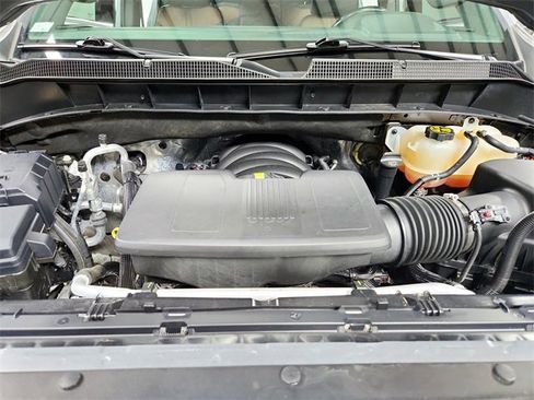 Used 2023 Chevrolet Silverado 1500 High Country image 17