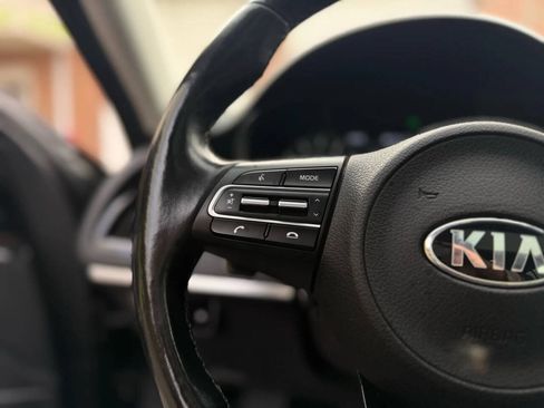 Used 2018 Kia Stinger Premium AWD/4WD image 34