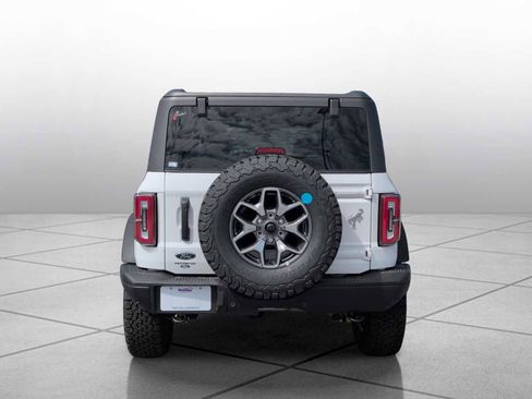 New 2025 Ford Bronco Badlands image 14