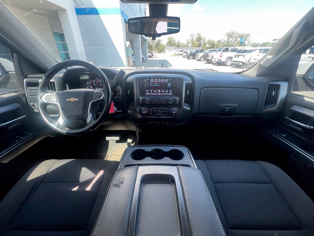 Used 2018 Chevrolet Silverado 1500 LT w/ LT Eassist Package RWD image 2