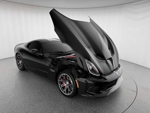 Used 2016 Dodge Viper GTS image 36