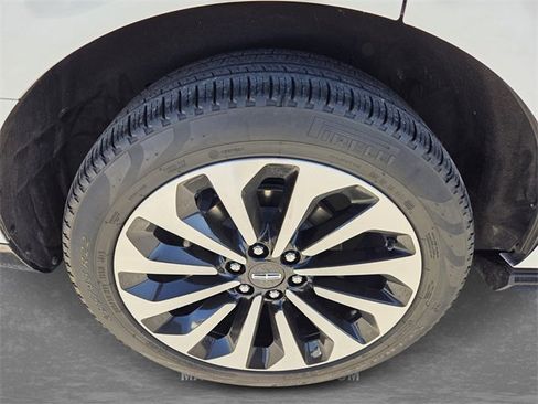 Used 2022 Lincoln Navigator Reserve image 9