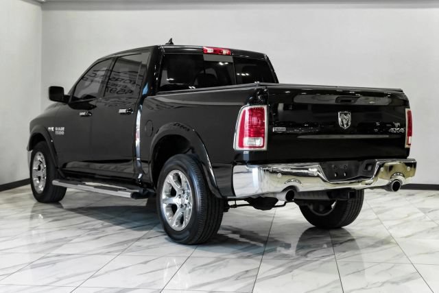 Used 2017 RAM 1500 Laramie w/ Convenience Group AWD/4WD image 10