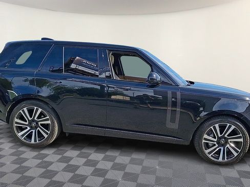 Certified 2023 Land Rover Range Rover SE AWD/4WD image 9