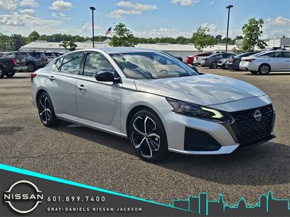 Used 2024 Nissan Altima 2.5 SR