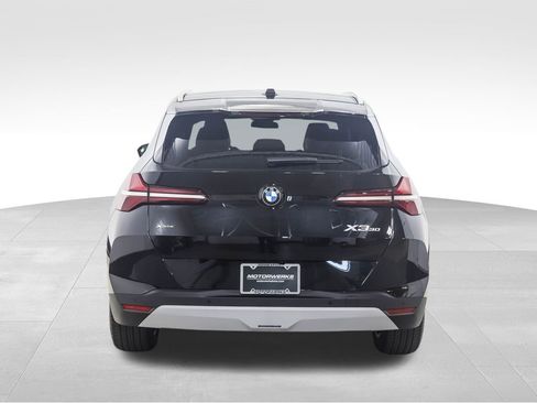 Used 2025 BMW X3 xDrive30i w/ Premium Package image 4