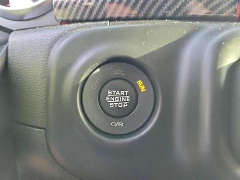 Used 2021 Jeep Wrangler Unlimited Rubicon w/ Safety Group AWD/4WD image 23